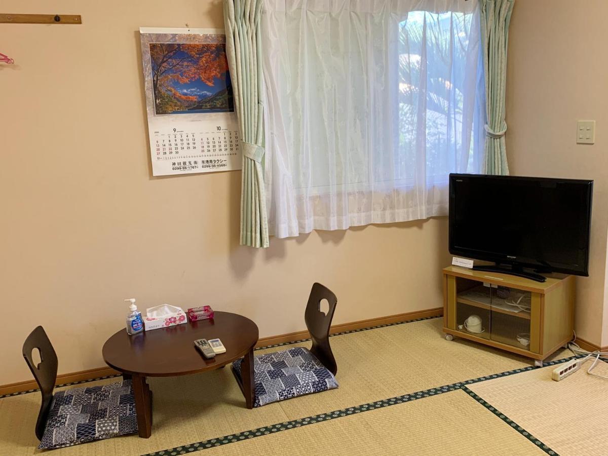 Yokohamaya Hotel Kamisu Bagian luar foto